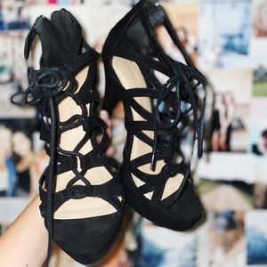 Chinese Laundry Black Strappy Heels